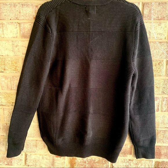 NWT H&M MEN BLACK SWEATER - Picture 3 of 3